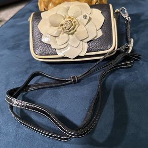 Brighton Vintage blossom media case